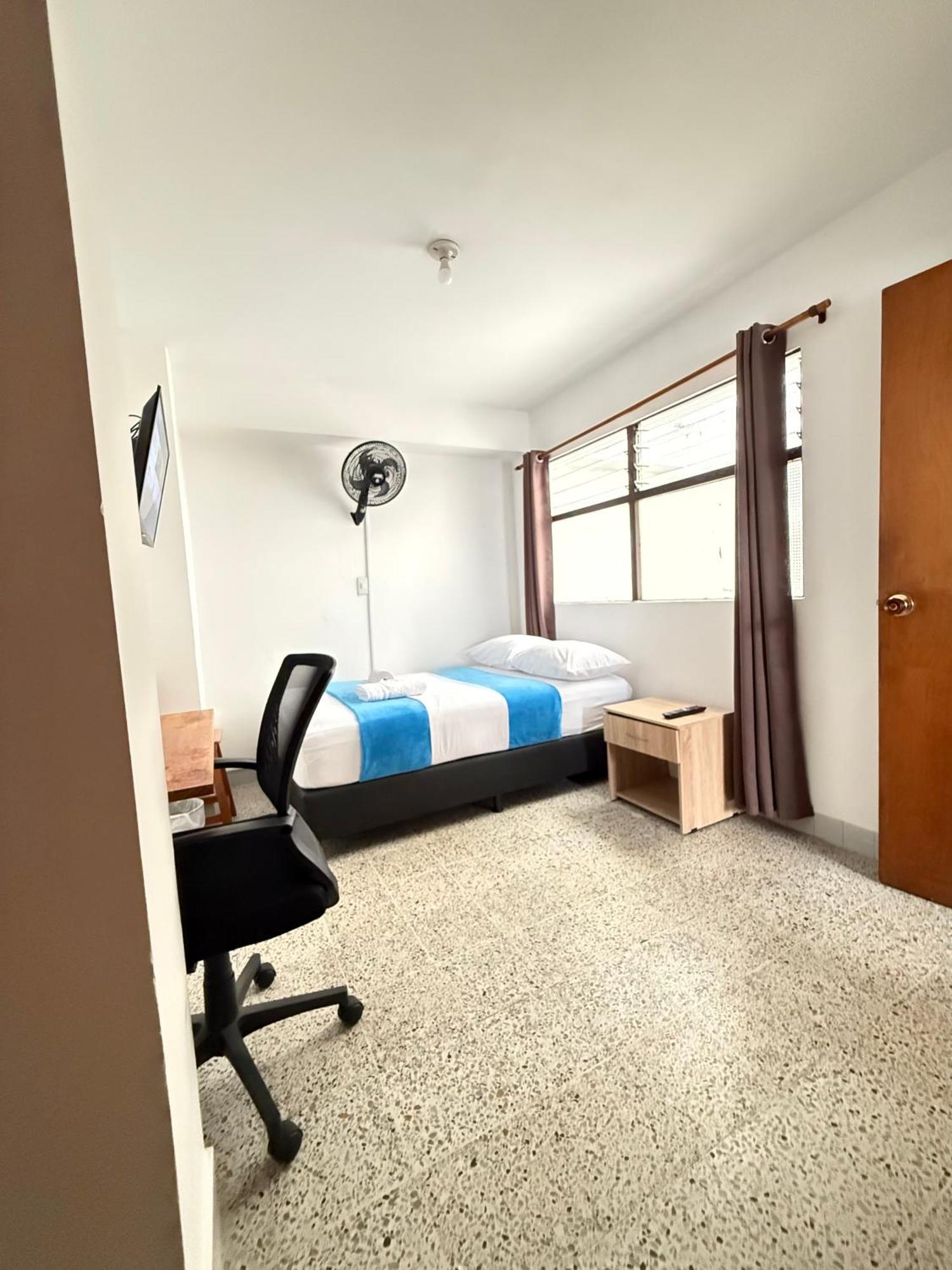 Roomies House By Rincon Homestay *