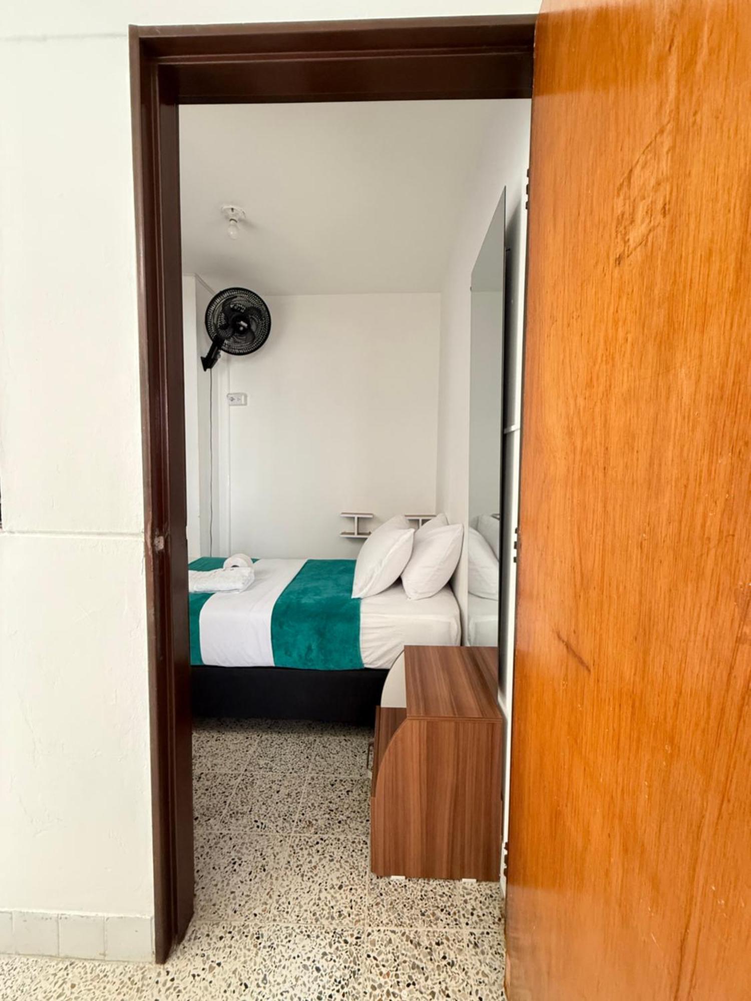 Roomies House By Rincon Homestay *
