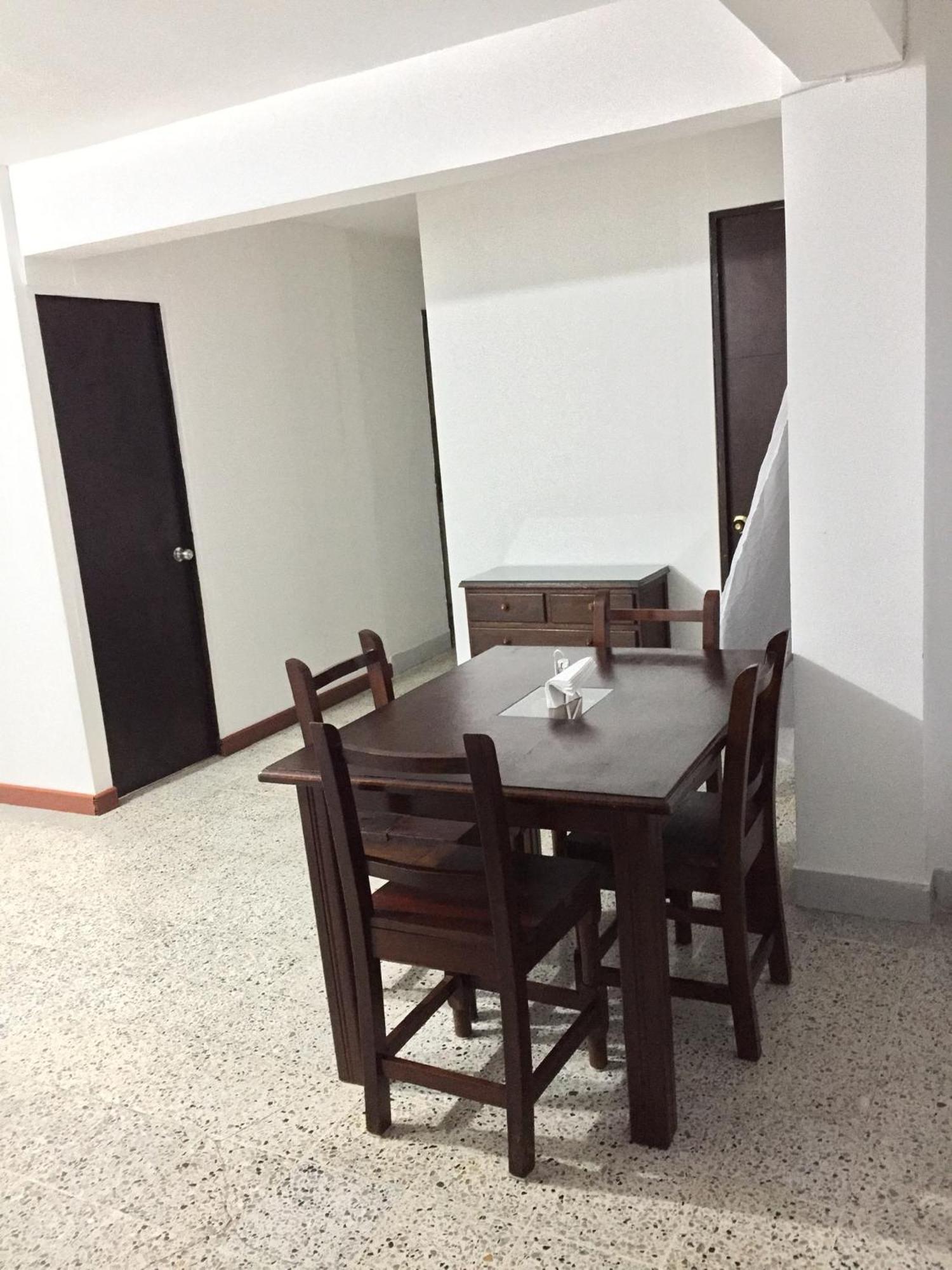 Roomies House By Rincon Homestay Medellin
